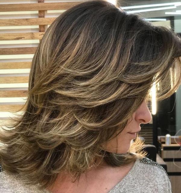 Cortes de cabelo médio, confira tendências para se inspirar! 7 Corte de cabelo médio repicado
